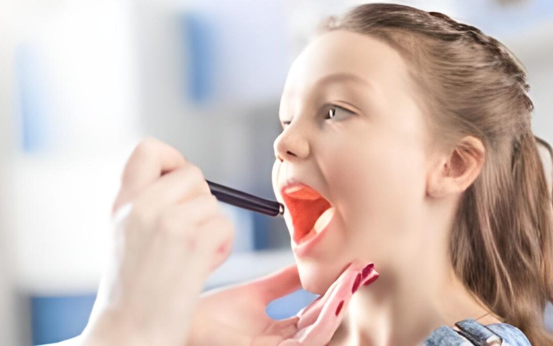 Le vegetazioni adenoidee -ipertrofia delle adenoidi- costituiscono la causa più frequente di ostruzione respiratoria nasale nei bambini tra i 3 e i 7-8 anni.